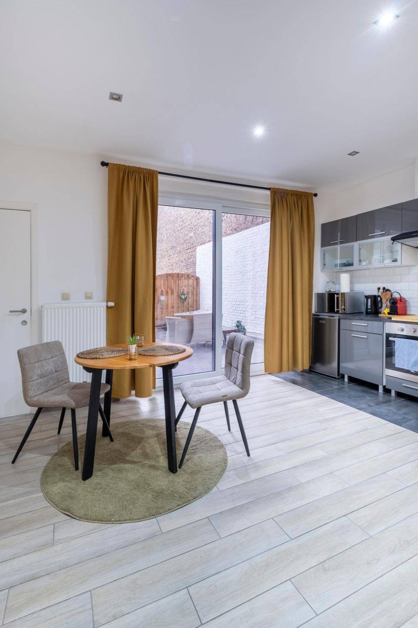 Nomad Apartments - Henin Charleroi Pokoj fotografie